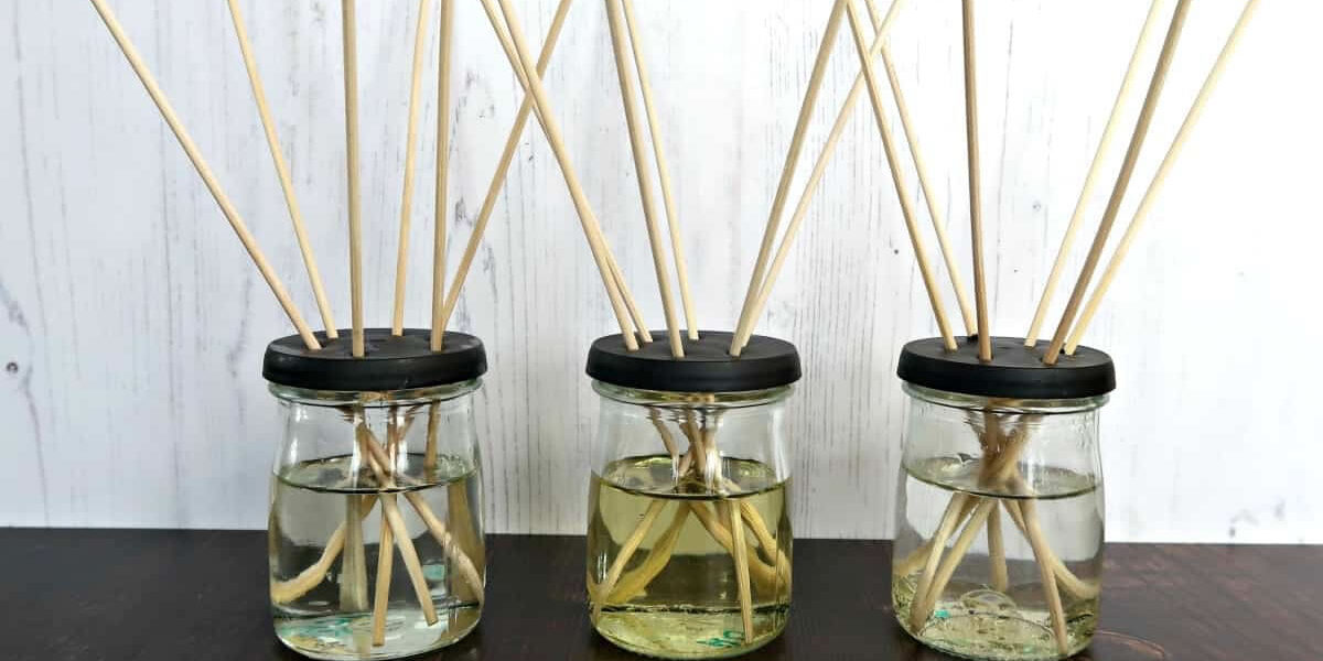 Cómo preparar un difusor natural que elimina el moho de las paredes