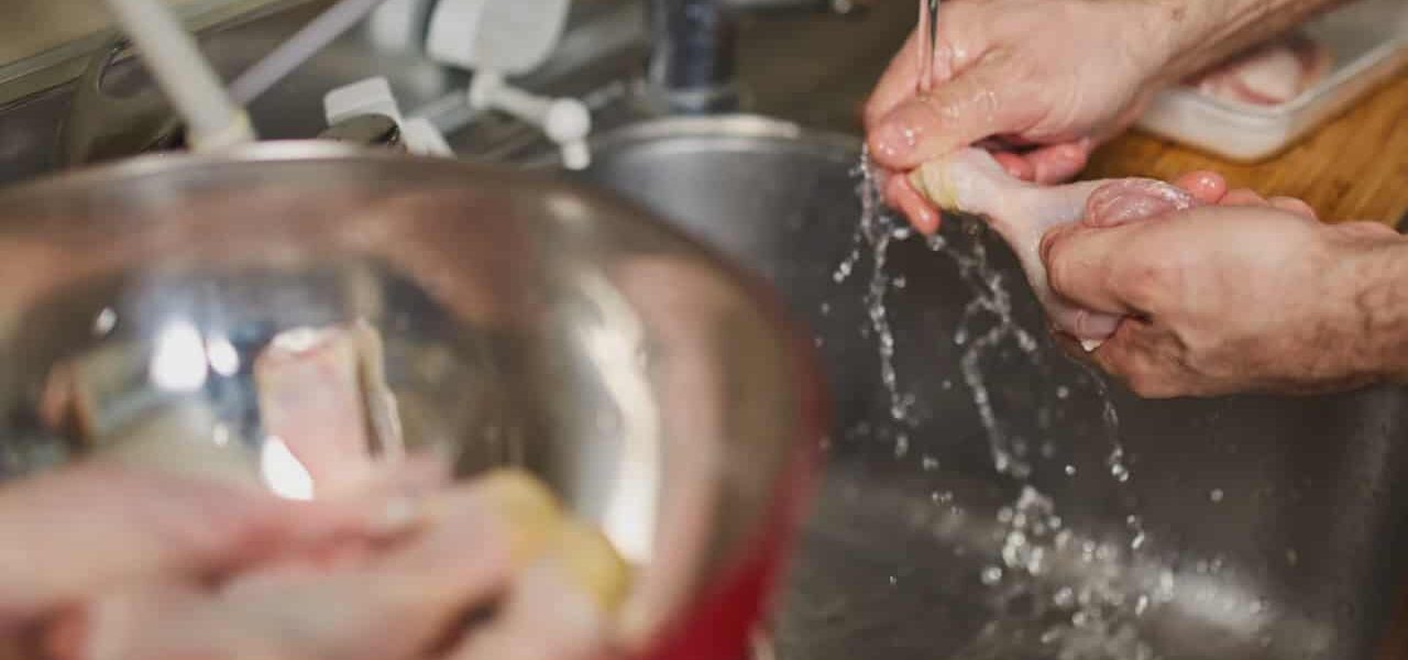 Este es el error más grave que haces con el pollo