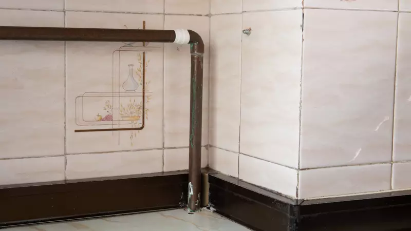 Cómo arreglar una fuga de agua