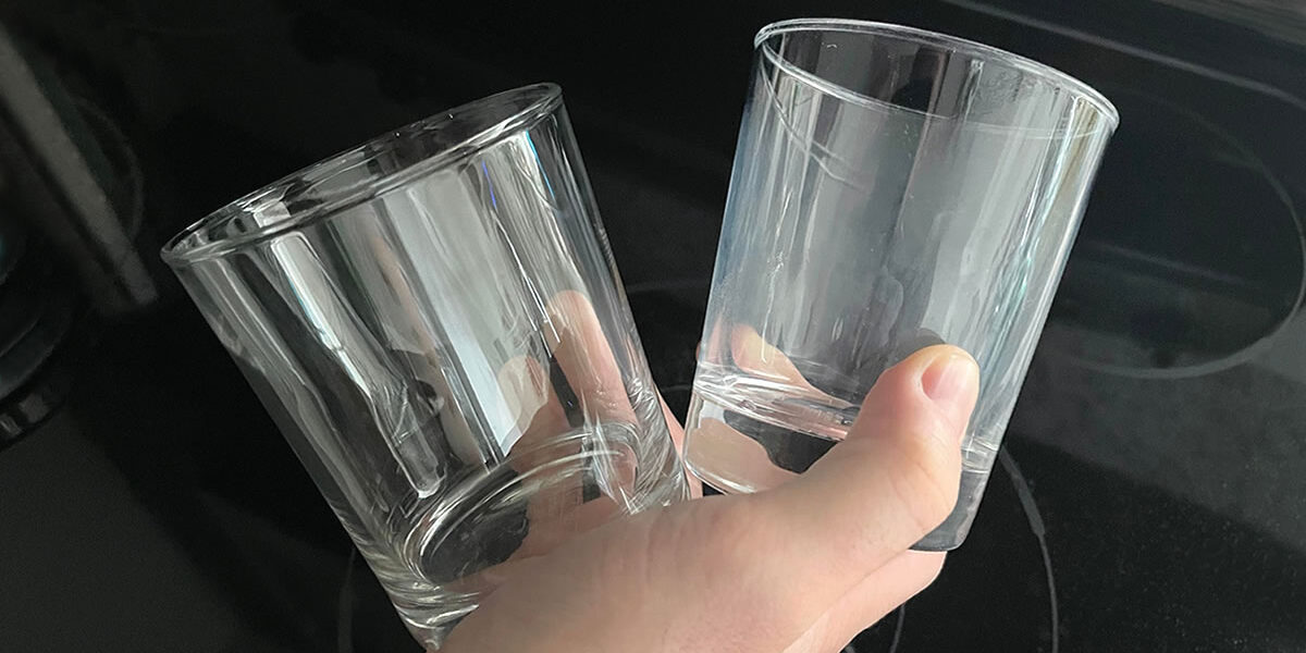 Cómo eliminar la capa blanca de los vasos y devolverles su brillo