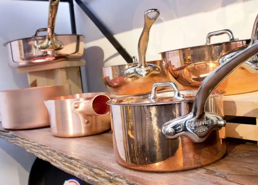 3 pequeños trucos para decapar ollas y sartenes de cobre sin esfuerzo