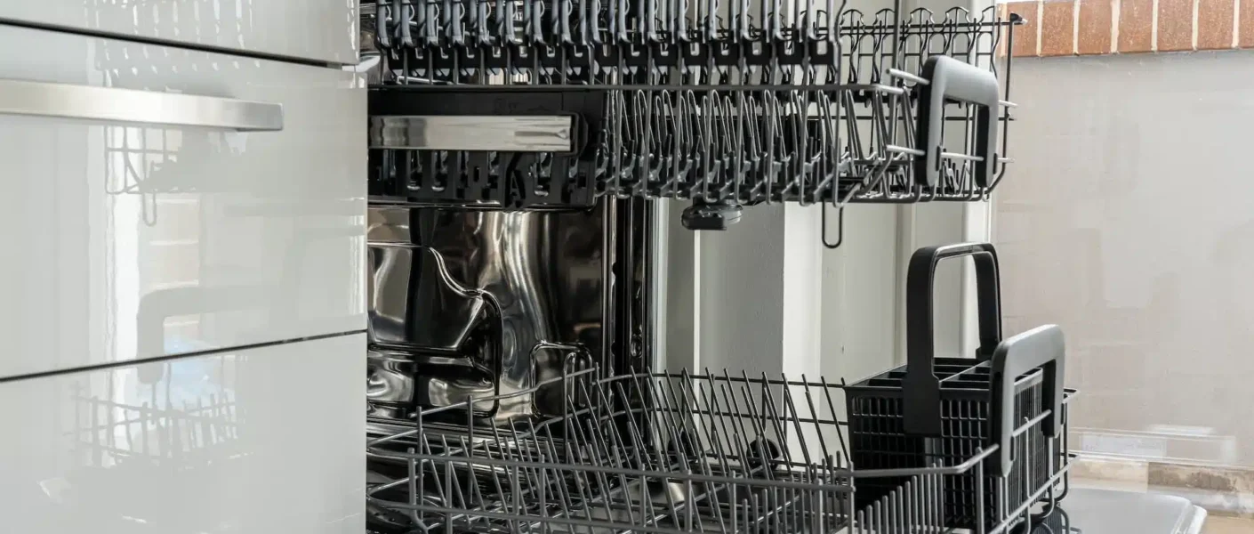 Simplifique el mantenimiento de su lavavajillas con estos 3 pasos clave