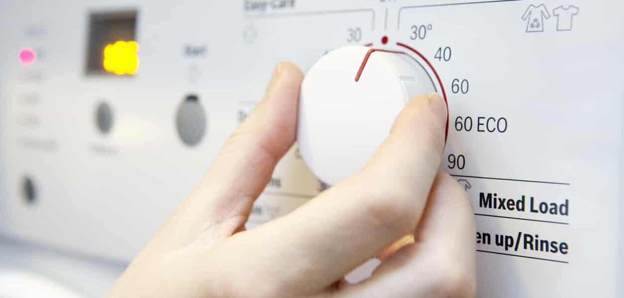 5 buenas razones para lavar siempre la ropa a 30 °C (¡o casi!)