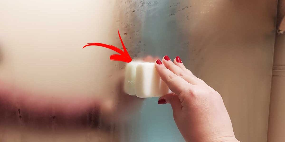 Cómo eliminar la condensación de los espejos del baño con estos consejos