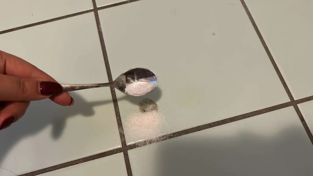 Manchas en el suelo: esta es la única forma de eliminarlas fácilmente.