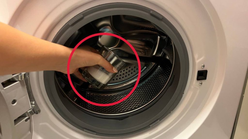 Lavadora: basta con un vaso de bicarbonato para resolver estos tres problemas