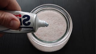 Mettez du dentifrice dans du bicarbonate de soude ! Tu n’en croiras pas tes yeux