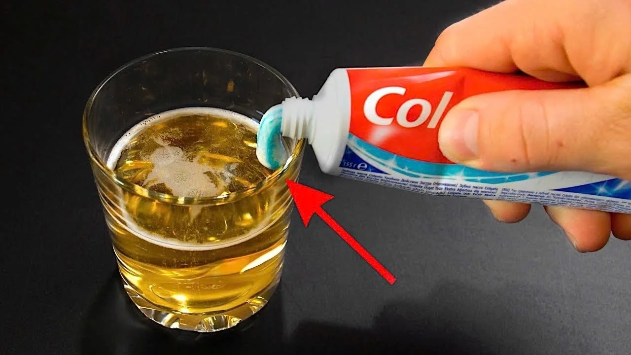 Mezcla pasta de dientes con cerveza 😱 No creerás el resultado increíble | Consejos de limpieza
